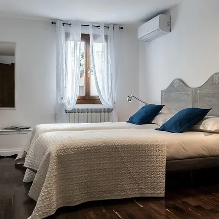 Mansarda Magritte Διαμέρισμα Βενετία