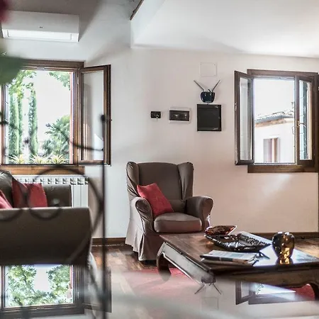 Mansarda Magritte Βενετία