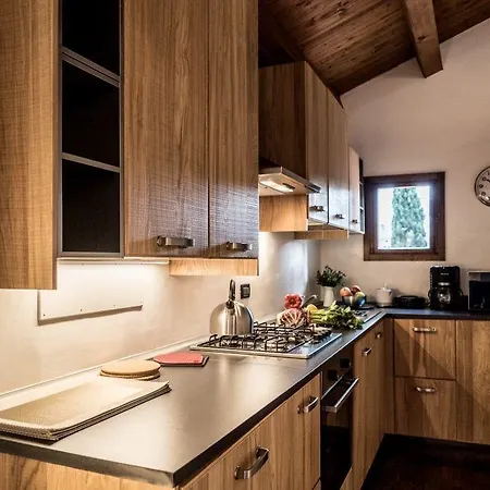 Mansarda Magritte Διαμέρισμα