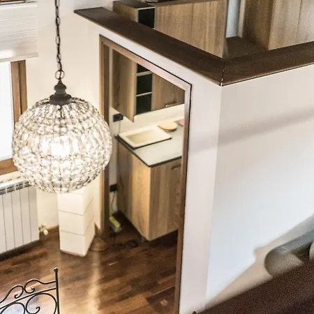 Mansarda Magritte Διαμέρισμα *