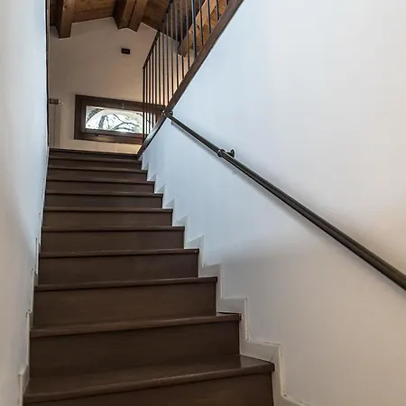 Mansarda Magritte Διαμέρισμα *