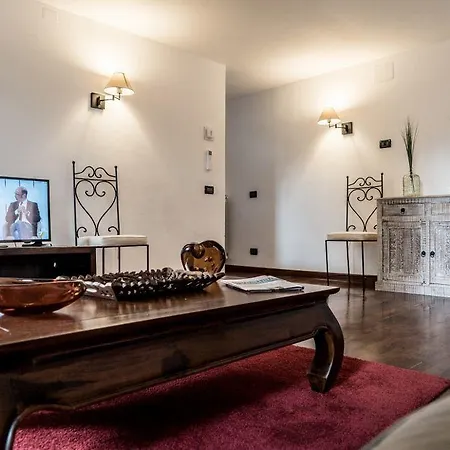 Mansarda Magritte アパート