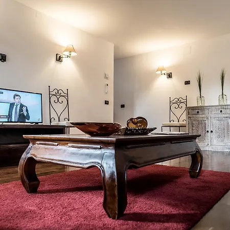 Mansarda Magritte アパート