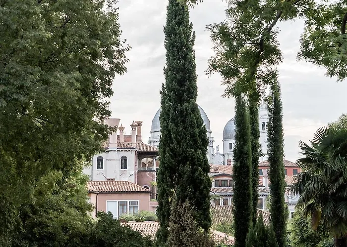 Apartman Mansarda Magritte *