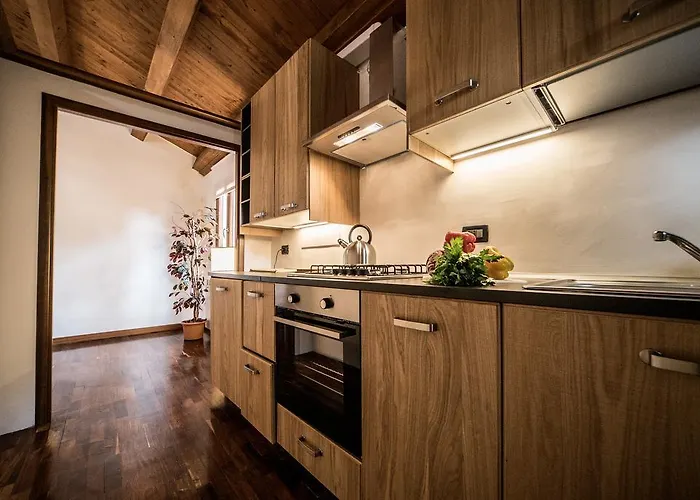 Mansarda Magritte Apartman *