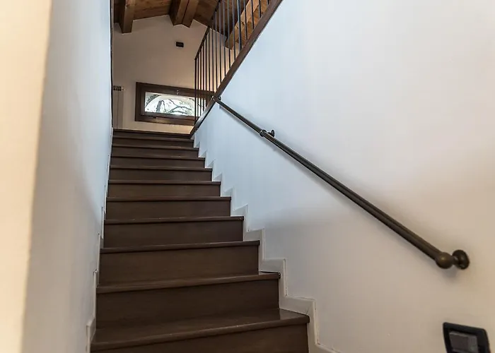 Mansarda Magritte Apartman *