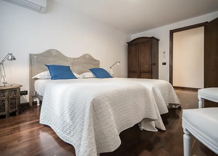 Apartman Mansarda Magritte *