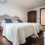 Apartamento Mansarda Magritte *