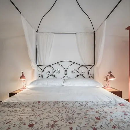 Mansarda Magritte Apartment Venice