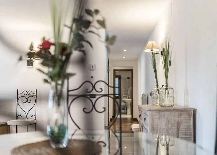 Mansarda Magritte 公寓